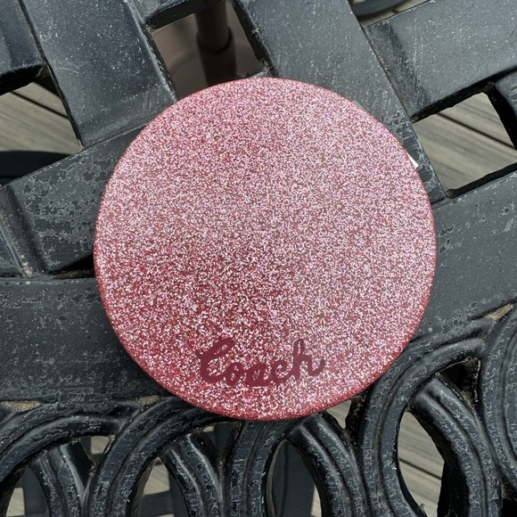 ❤️Coach Compact Mirror appx 3” - Picture 4 of 7